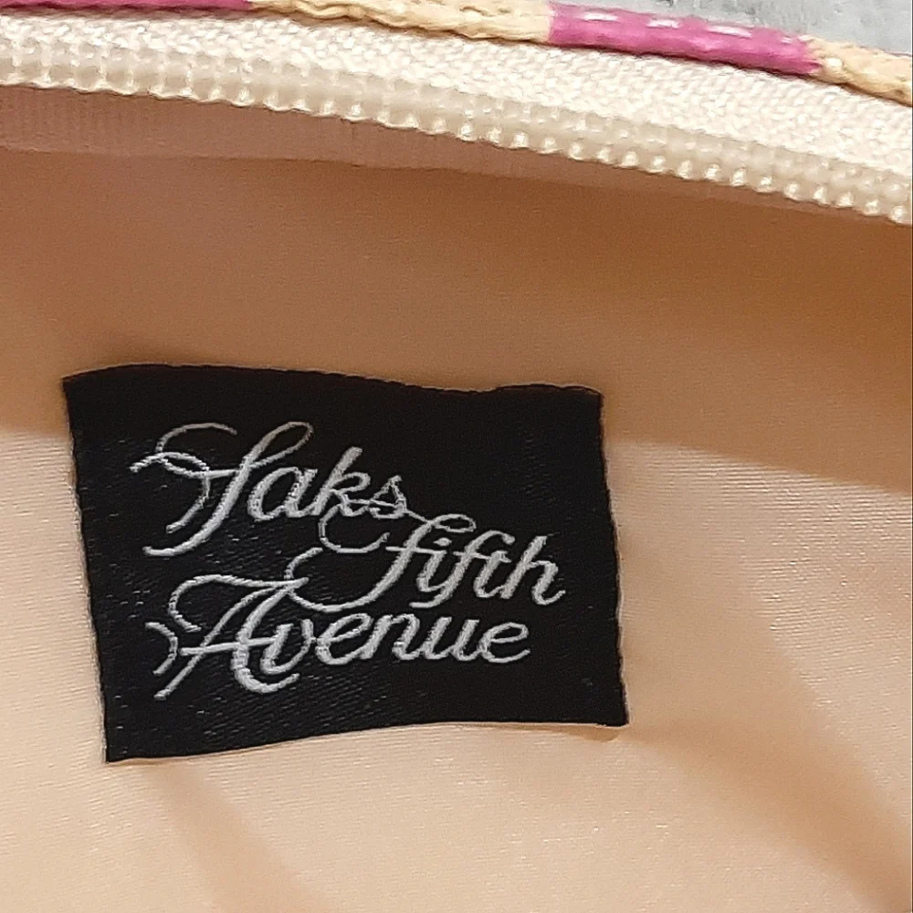 👛 SAKS FIFTH AVENUE | Makeup Bag